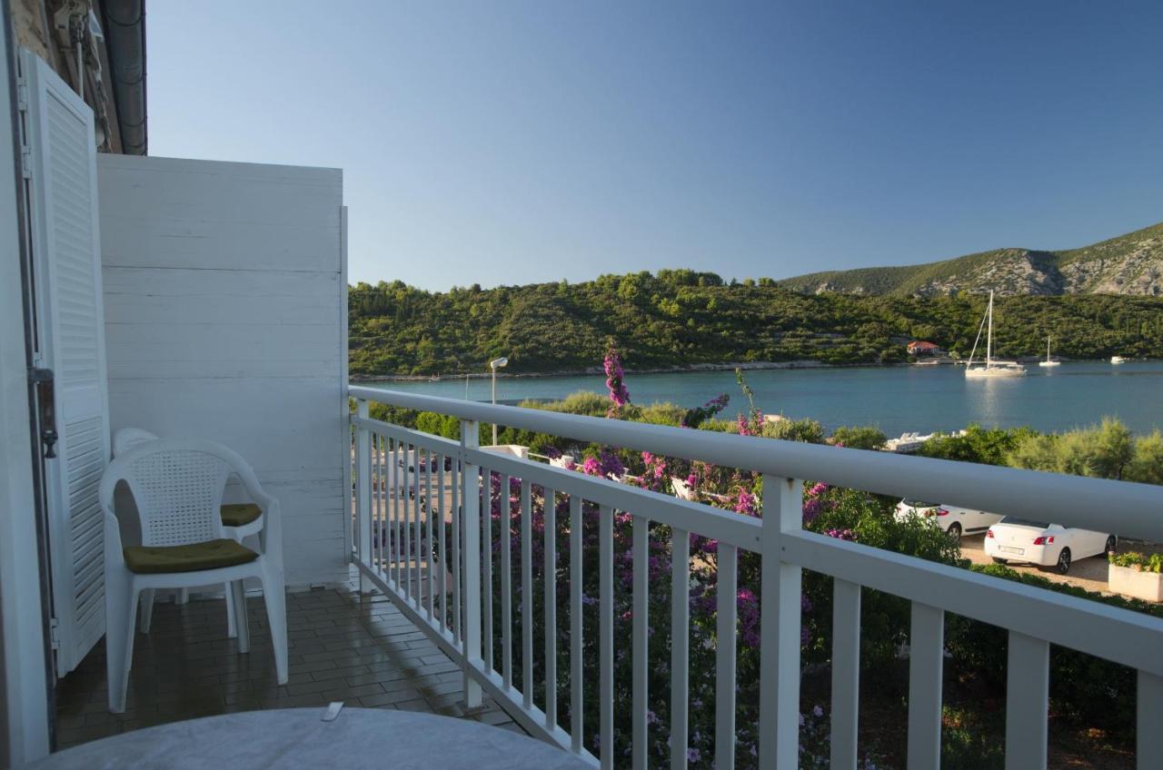 Fei Fei Apartments 2 Račišće Esterno foto