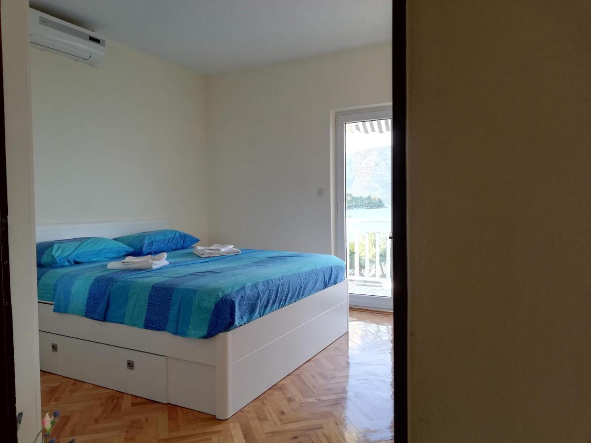 Fei Fei Apartments 2 Račišće Esterno foto