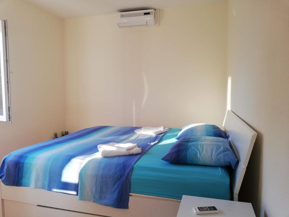 Fei Fei Apartments 2 Račišće Esterno foto