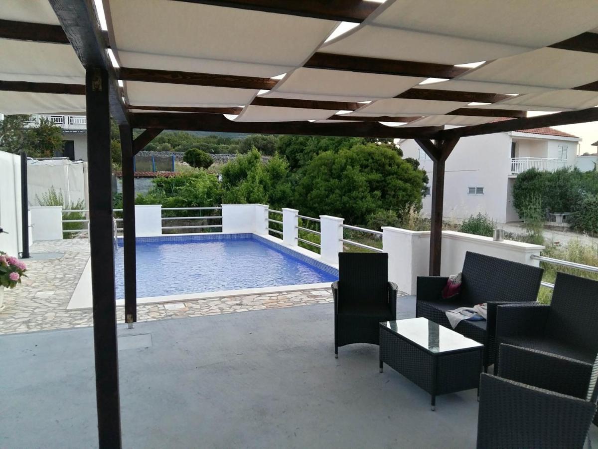 Fei Fei Apartments 2 Račišće Esterno foto