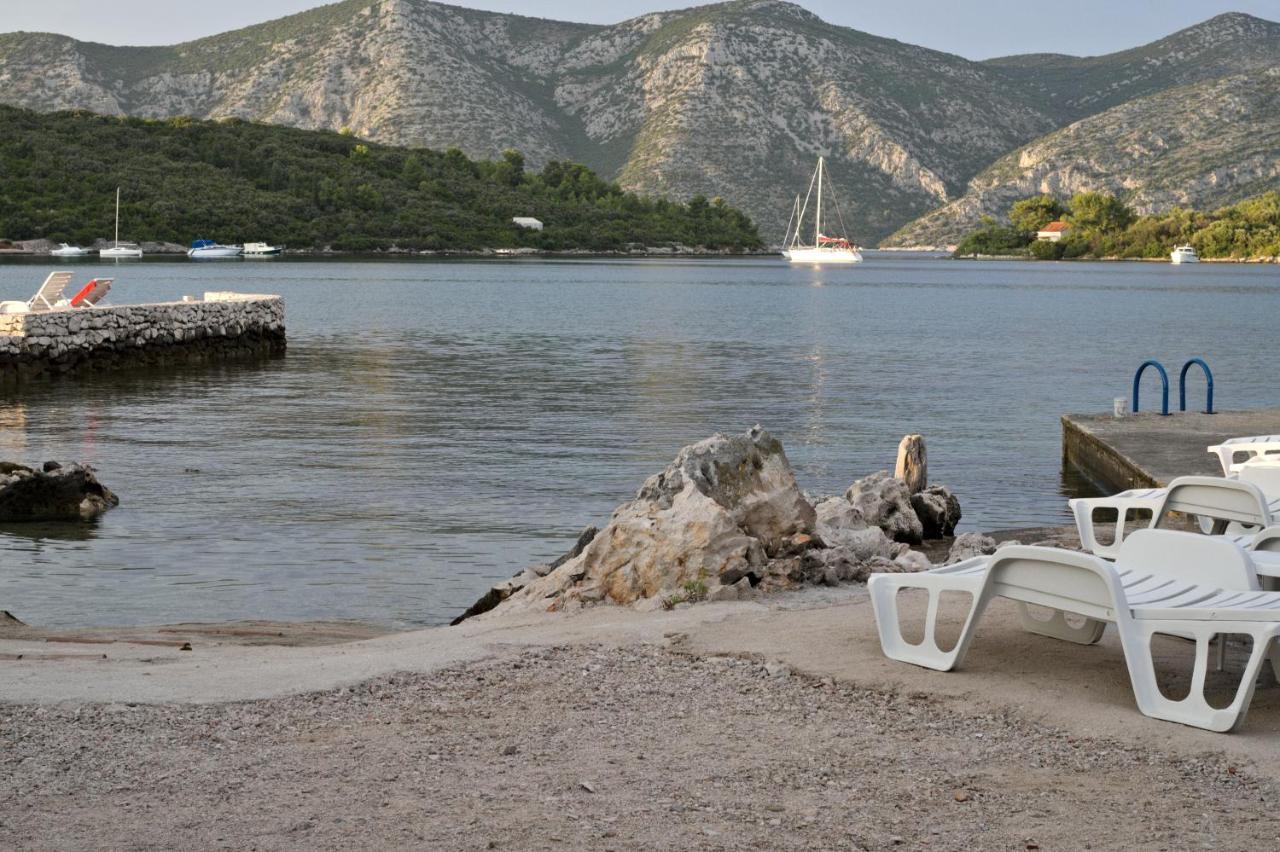 Fei Fei Apartments 2 Račišće Esterno foto